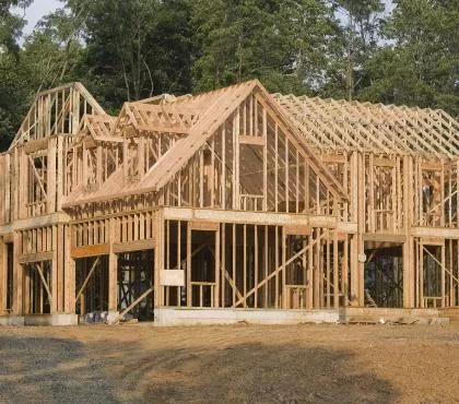 Drewniany szkielet domu